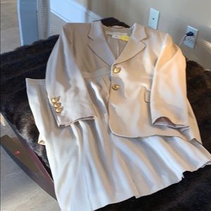 Escada suit 2pc as is